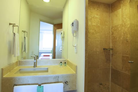 Desk, blackout drapes, iron/ironing board, free cribs/infant beds