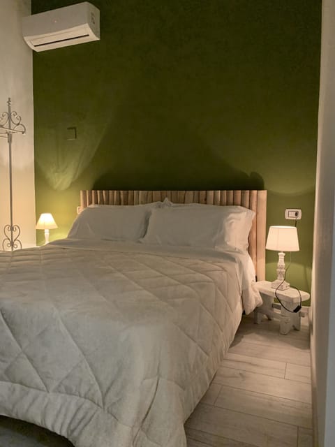 Comfort Double Room, 1 Double Bed (Delle suore) | Down comforters, minibar, iron/ironing board, rollaway beds