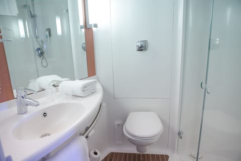 Shower, eco-friendly toiletries, hair dryer, towels