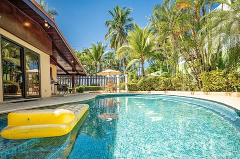 Casa Mandolina on the beach in Jaco (1277)