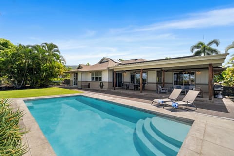 Private 4-Bedroom Retreat with Ocean Views, Pool & AC in Gated Community