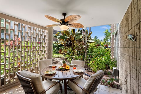 Relaxing garden view at this Kona Hawaii Vacation Rental