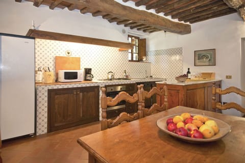 Common Room, Kitchen