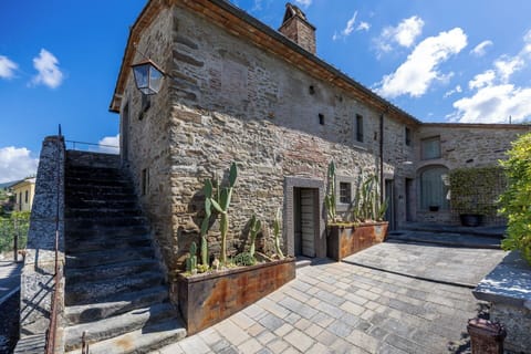 Building Exterior, Outdoor