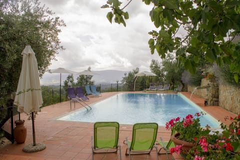 Swimming Pool, Resort, Outdoor Furniture, Eco Hotel, Resort Town, Hotel, Hacienda, Villa, Sunlounger, Thermae