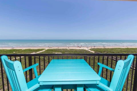 Watch the waves roll in as you enjoy the beautiful beachfront view!