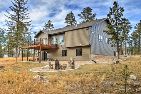 Lead Vacation Rental | 5BR | 3BA | 3,500 Sq Ft | 4 Stairs Required