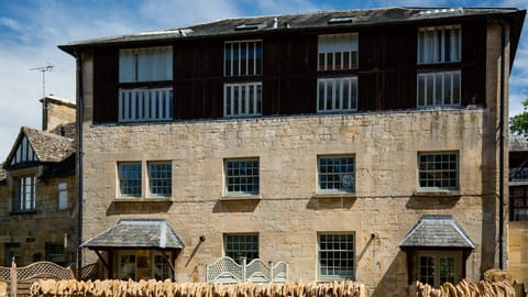 Oliver Cromwell at Sudeley Castle, Bolthole Retreats