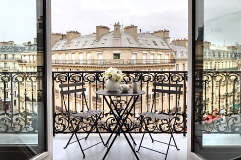 Suite | Balcony