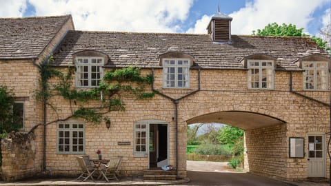 Lord High Admiral at Sudeley Castle, Bolthole Retreats