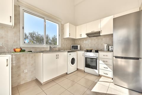 Villa Casa Bonita by Ezoria Villas (3040)