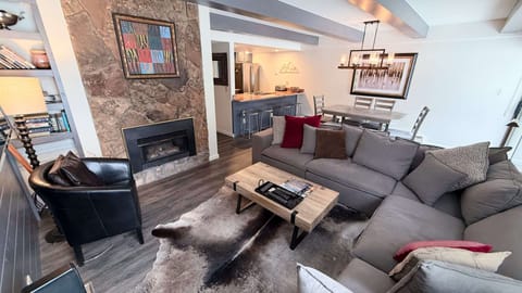 Living Room with Gas Fireplace