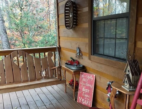 Enjoy the front porch swing with your morning coffee and the birds or your evening wine and the crickets