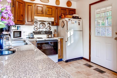 Kitchen- upper level