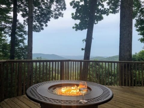 Hawk's View at Leatherwood Mountains