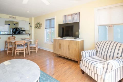 Oceanfront Living and Dining Kure Beach