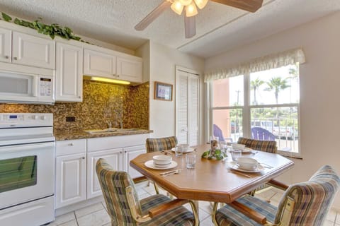 Our condo has all the conveniences you need to have an unbelievable vacation on South Padre Island. Welcome to our Gulfview II paradise!