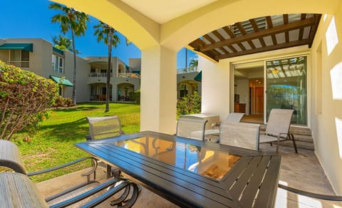 Spacious private lanai with dining for six & two lounge chairs!