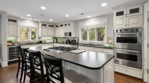 All Viking Appliances with Lots of Storage