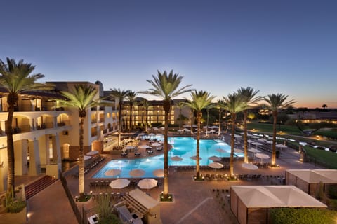 6 outdoor pools, open 6:00 AM to 10:00 PM, cabanas (surcharge)