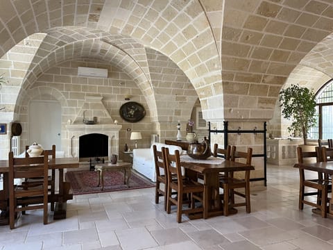 Daily cooked-to-order breakfast for a fee