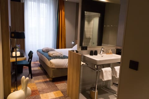 Superior Double or Twin Room | Premium bedding, desk, soundproofing, iron/ironing board