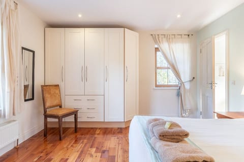 Superior Double Room, Ensuite | Individually decorated, laptop workspace, free WiFi, wheelchair access