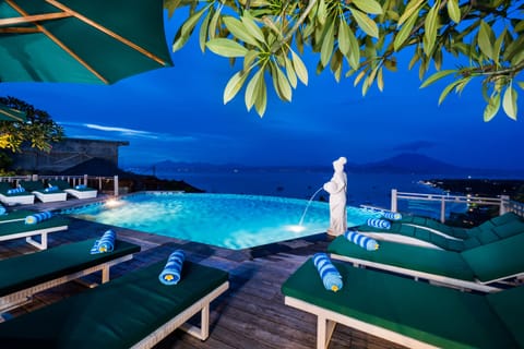 Outdoor pool, sun loungers