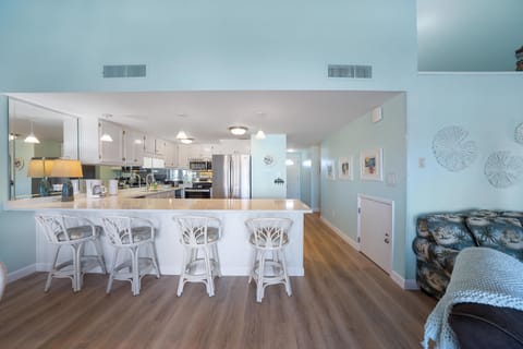 028_22400_front_beach_rd_66-27