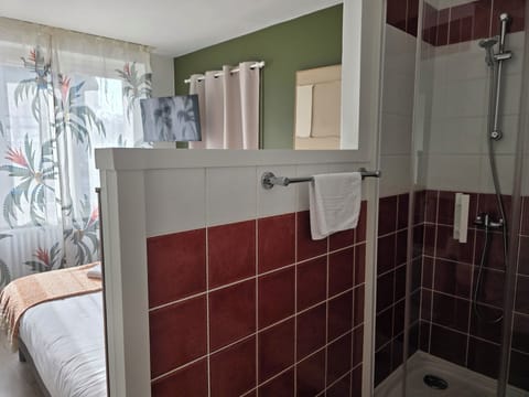 Single Room | Individually decorated, individually furnished, desk, free WiFi