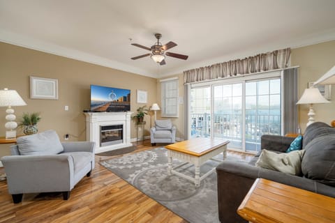 Living Area Main Level 2