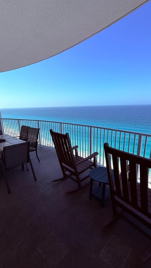 Balcony View! Can't get better than this!
