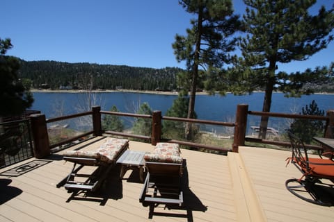 Main deck off the living room