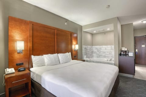 In-room safe, iron/ironing board, free WiFi, bed sheets