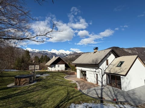 Villa Belica, Lake Bohinj Chalet in Friuli-Venezia Giulia