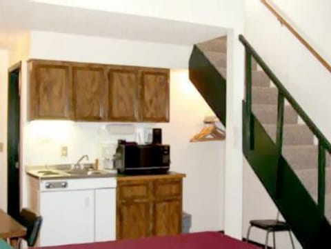 Fridge, microwave, coffee/tea maker