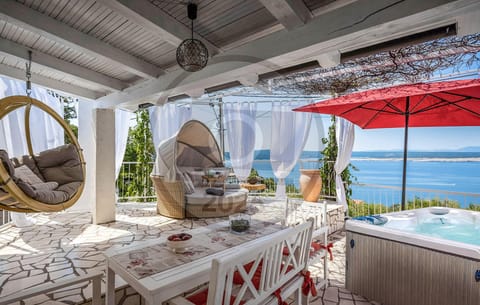 balcony-terrace
