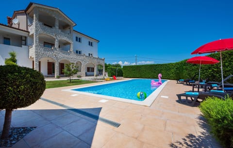 pool