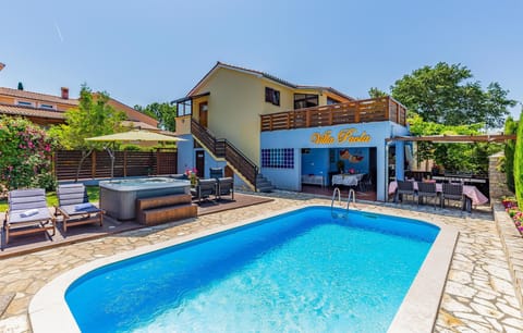 pool