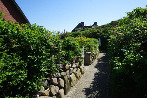 Deluxe Apartment, Private Bathroom | Garden