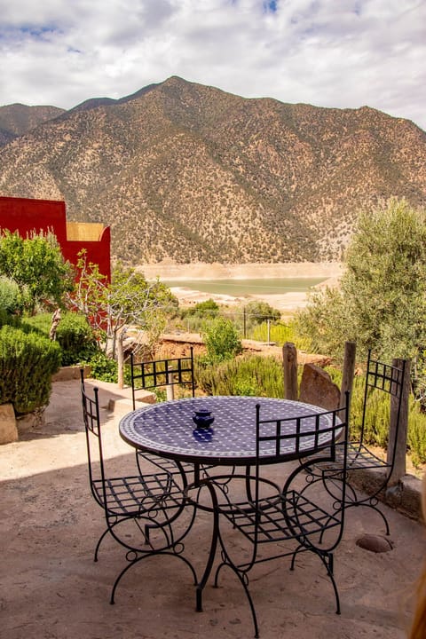Family Room, Private Bathroom (Tikhsist) | Terrace/patio