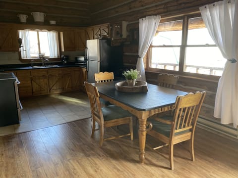 Plenty of room for dining.