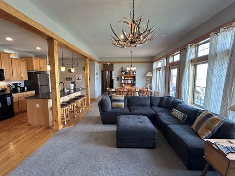 Open floor plan. Great for family and friends gatherings.