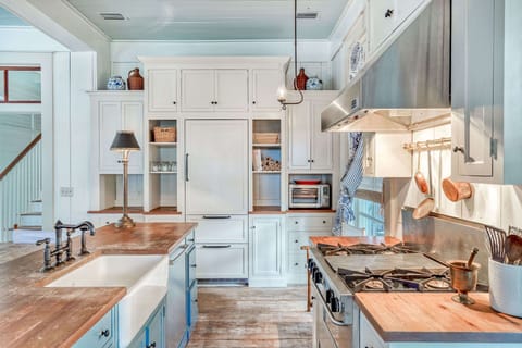 The kitchen is well-supplied for cooking