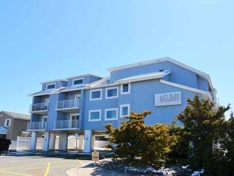 Delano - Exterior