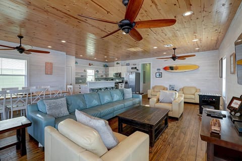 Living room - Plenty of space for the whole family in this Great Room