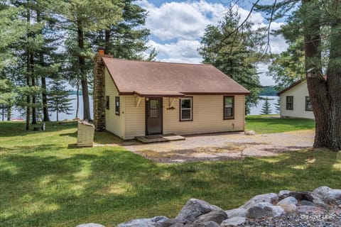 Lakefront Cabin #6 - The Walleye (536)