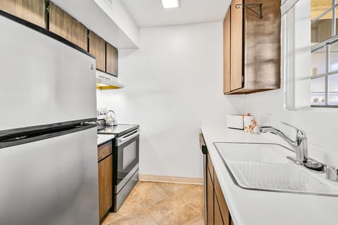 K0152 - Kitchen Area