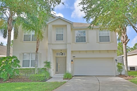 Front of rental near Disney