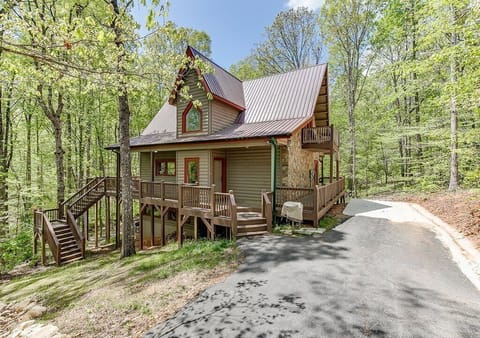 All Wood Log Syle Cabin